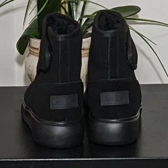 Gyeice Furry Winter Snow Boots for Women Non-Slip Fashion Short Boot Waterpoorf - Picture 6 of 13